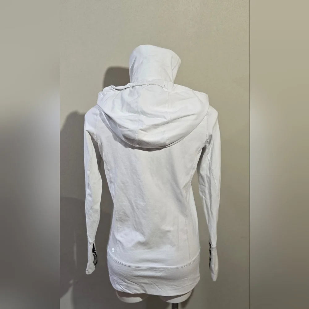 lululemon athletica stay stylish